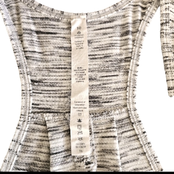 Lululemon Heathered Gray Workout Yoga Gym Essential Pleated Back Tank Top Sz 10 - Picture 9 of 10